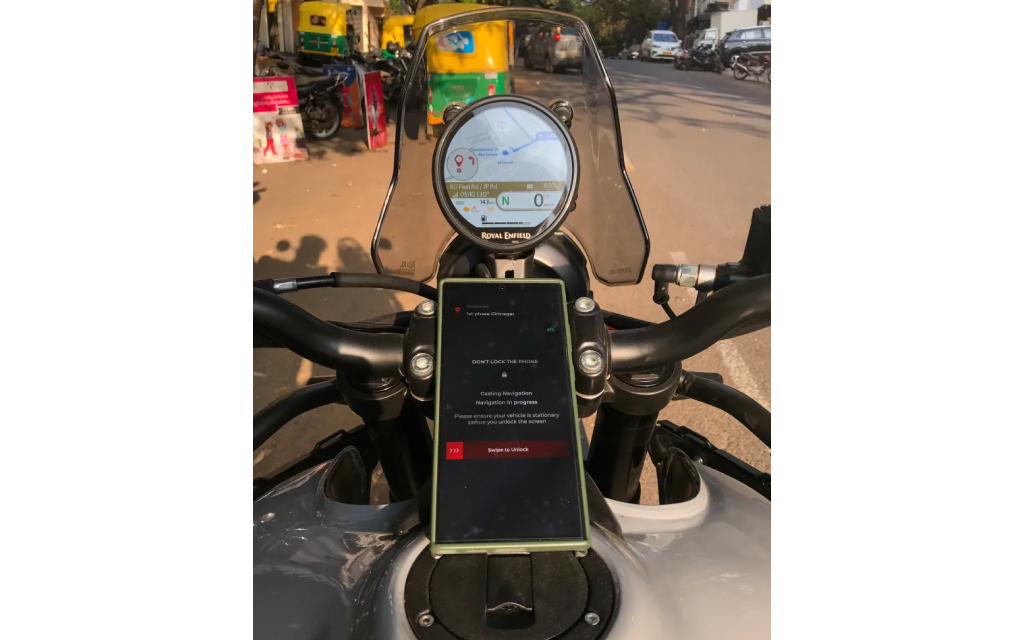 The dash on Royal Enfield Himalayan and the phone issue